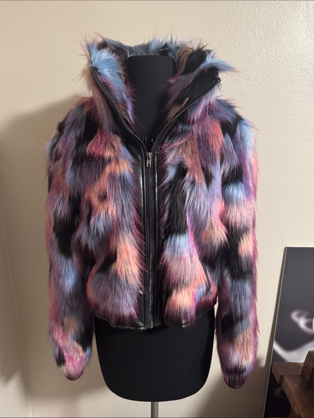 Fabulous Furs Vibrant jacket